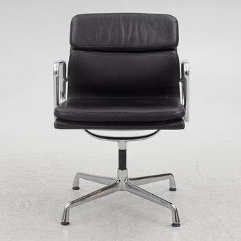 Charles & Ray Eames,.