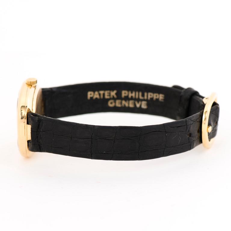 PATEK PHILIPPE, Golden Ellipse, wristwatch, 28 x 22 mm.