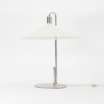 Börge Lindau & Bo Lindercrantz, a 'Zero' table lamp and 'Zero' floor lamp, late 20th century.