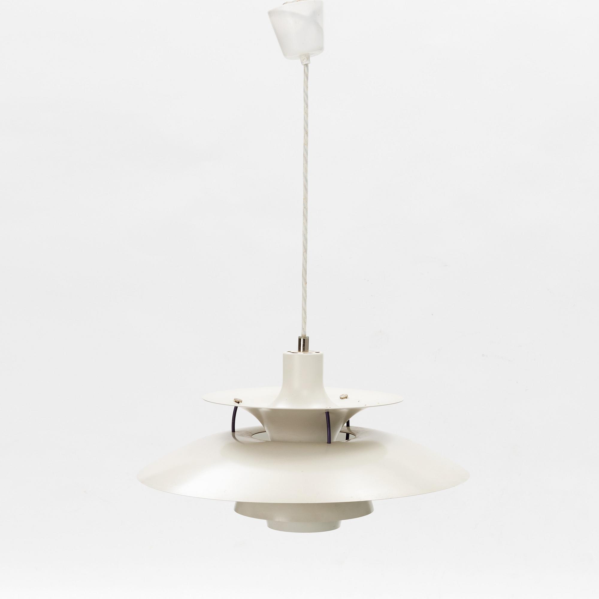 Poul Henningsen, taklampa, "PH-5", Louis Poulsen, Danmark.