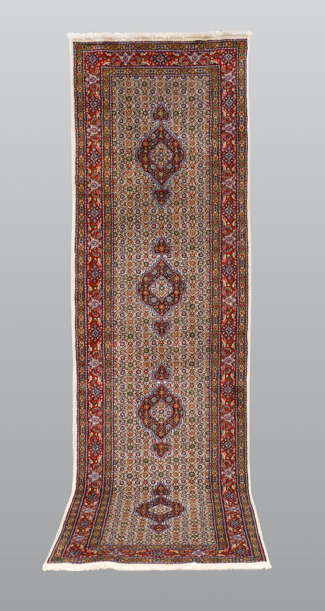 A runner, Moud, part silk, ca 290 x 82 cm.