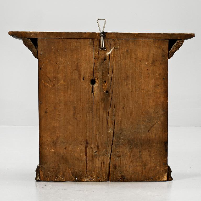HÄNGSKÅP, allmoge. Rättvik, Dalarna, 1700-talets senare del.