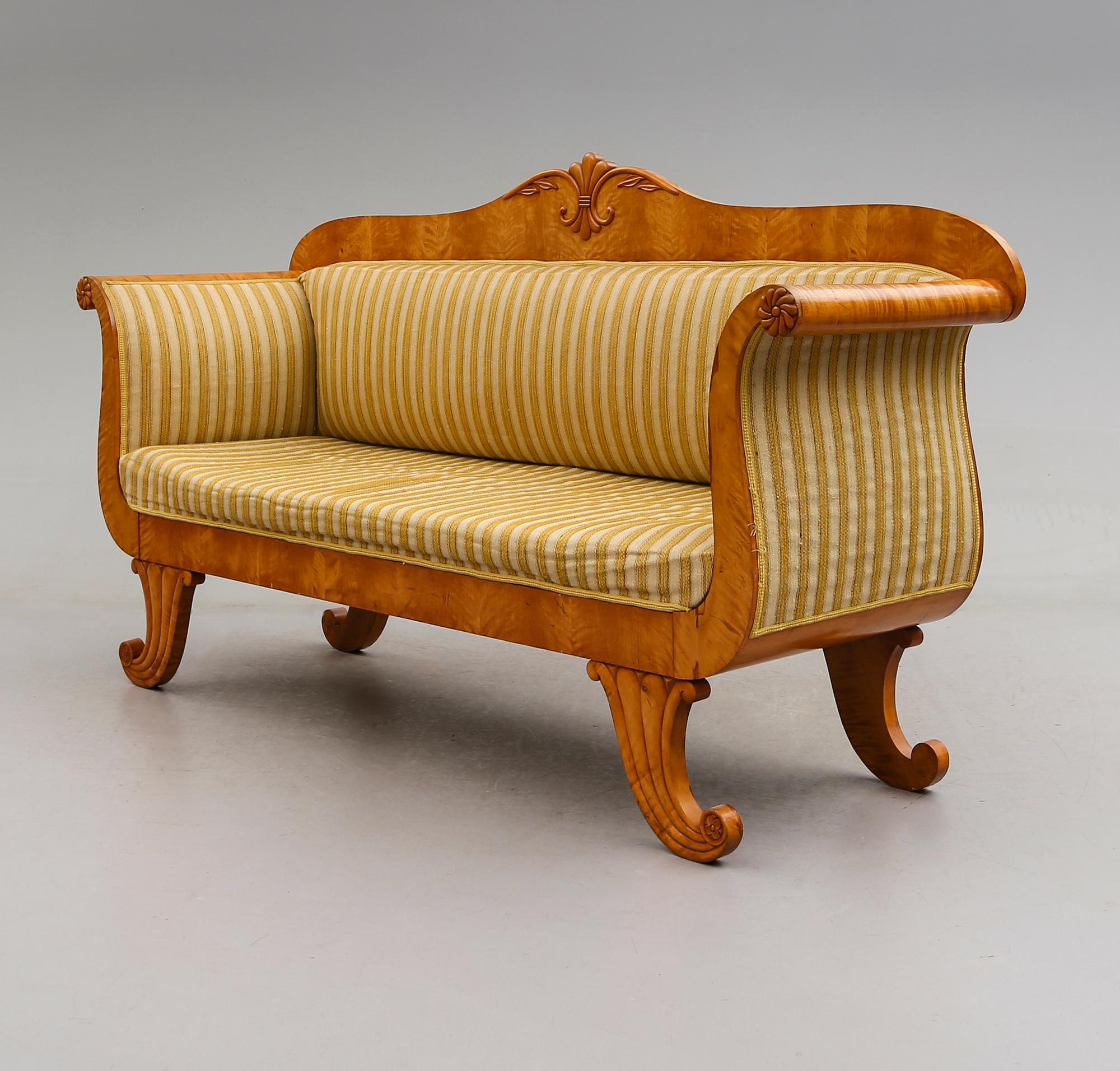 SOFFA, senempire, 1800-talets mitt.