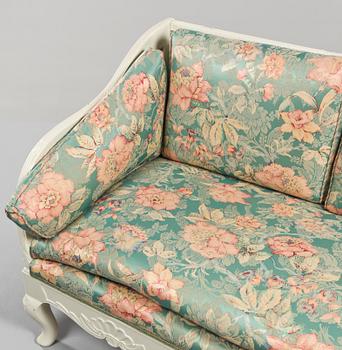 TRÅGSOFFA, rokokostil, omkring 1900-talets mitt.