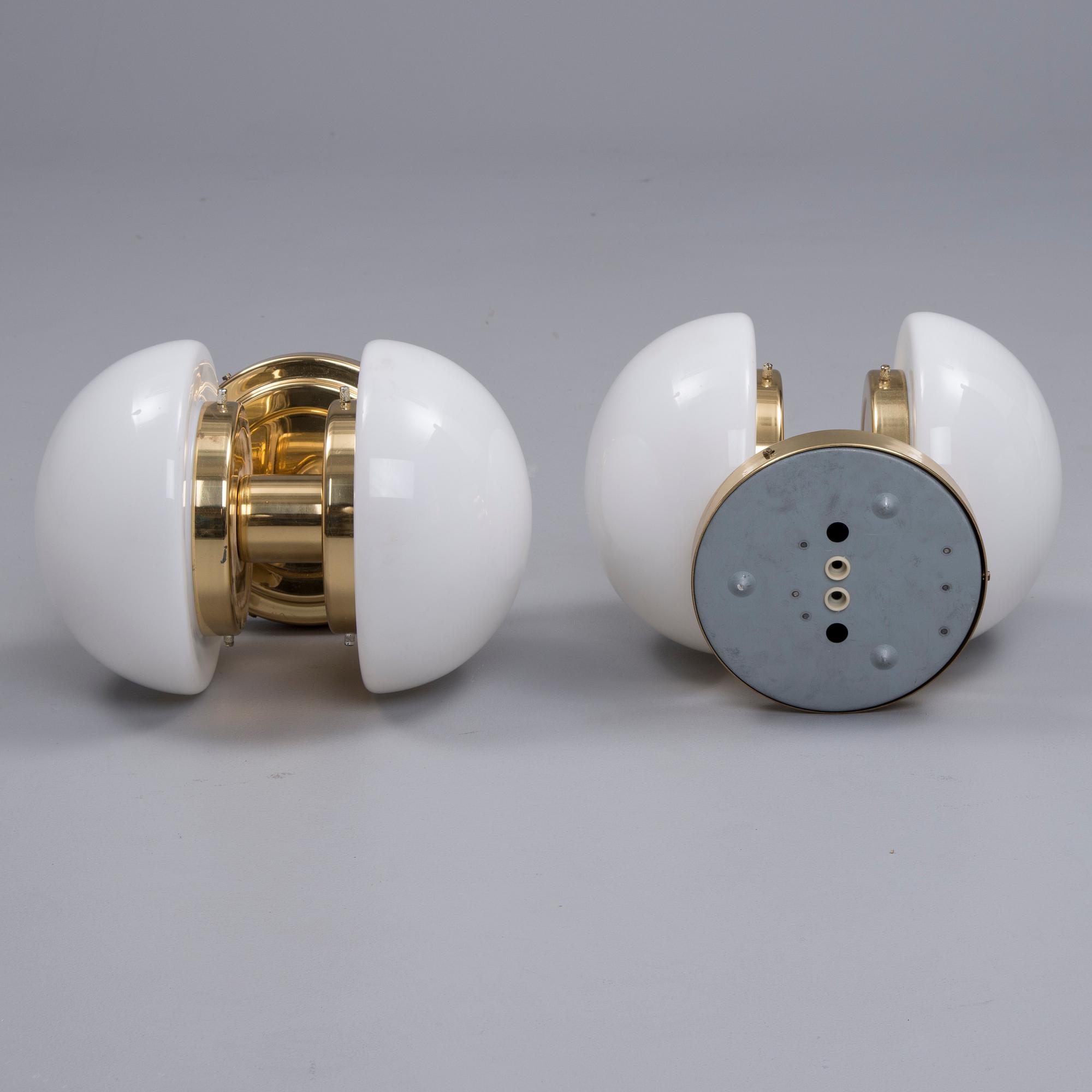 VÄGGLAMPOR, ETT PAR, Orno, 1900-talets slut.