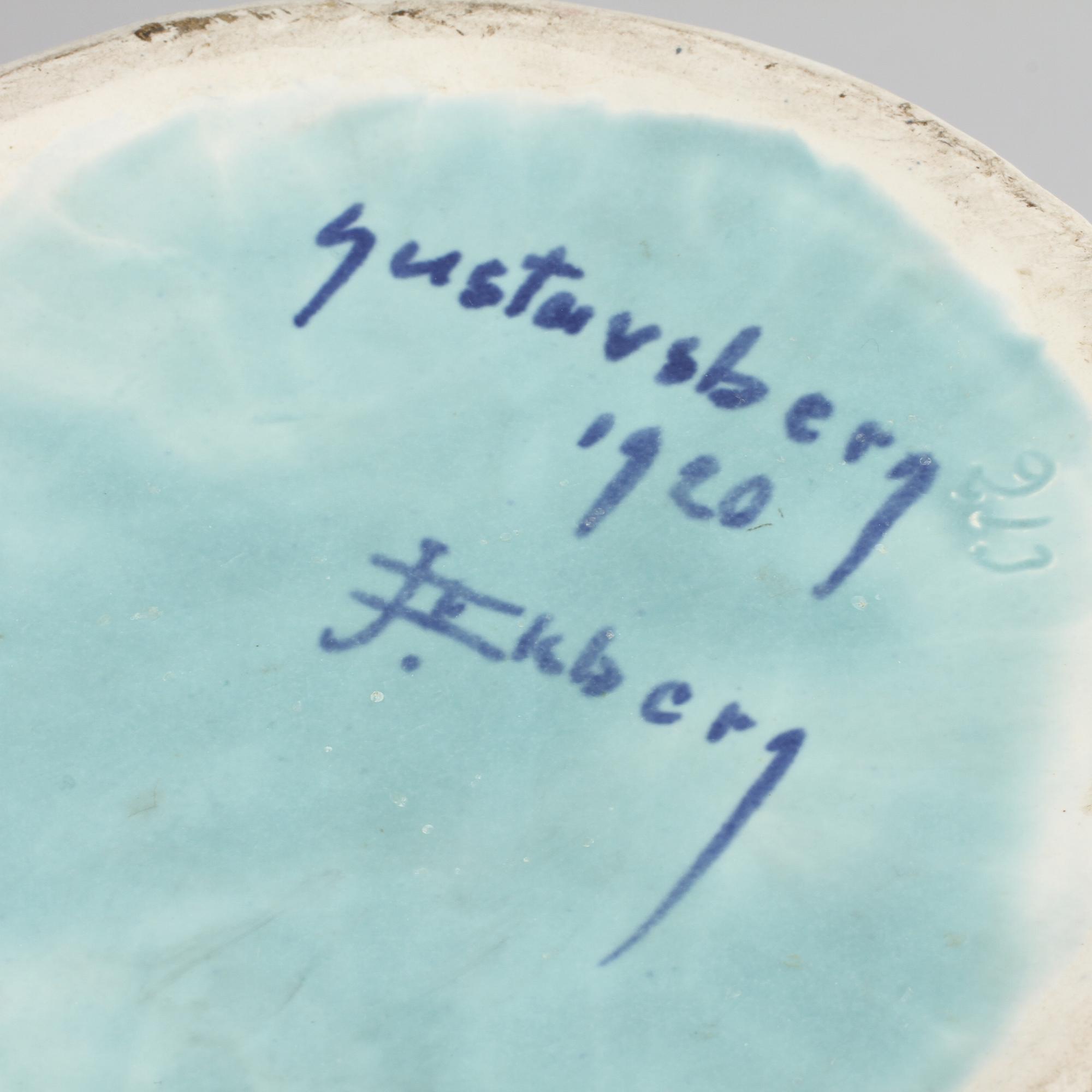 VAS, stengods, sgrafitto, Josef Ekberg, Gustafsberg, signerad och daterad 1920.