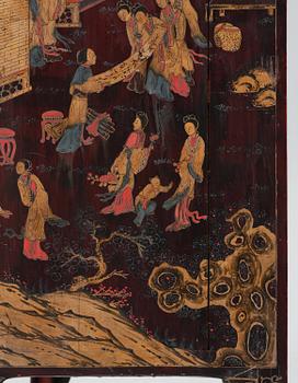 Skåp, förgyllt och rödlackerat. Qingdynastin, 17/1800-tal.