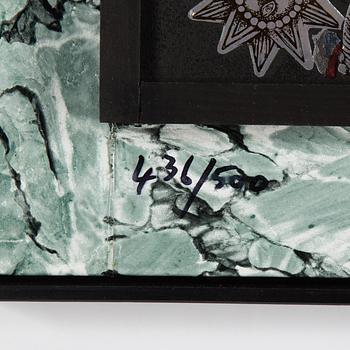 ENRICO BAJ, multipel, signerad och numrerad 436/500.