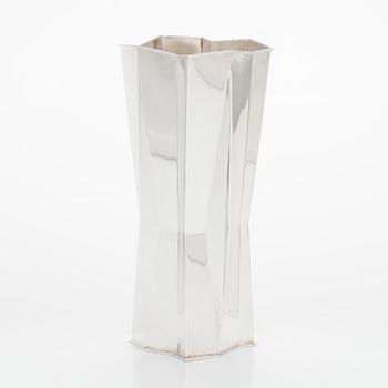 Tapio Wirkkala, a sterling silver vase 'TW6-4', Kultakeskus, Hämeenlinna 1971.