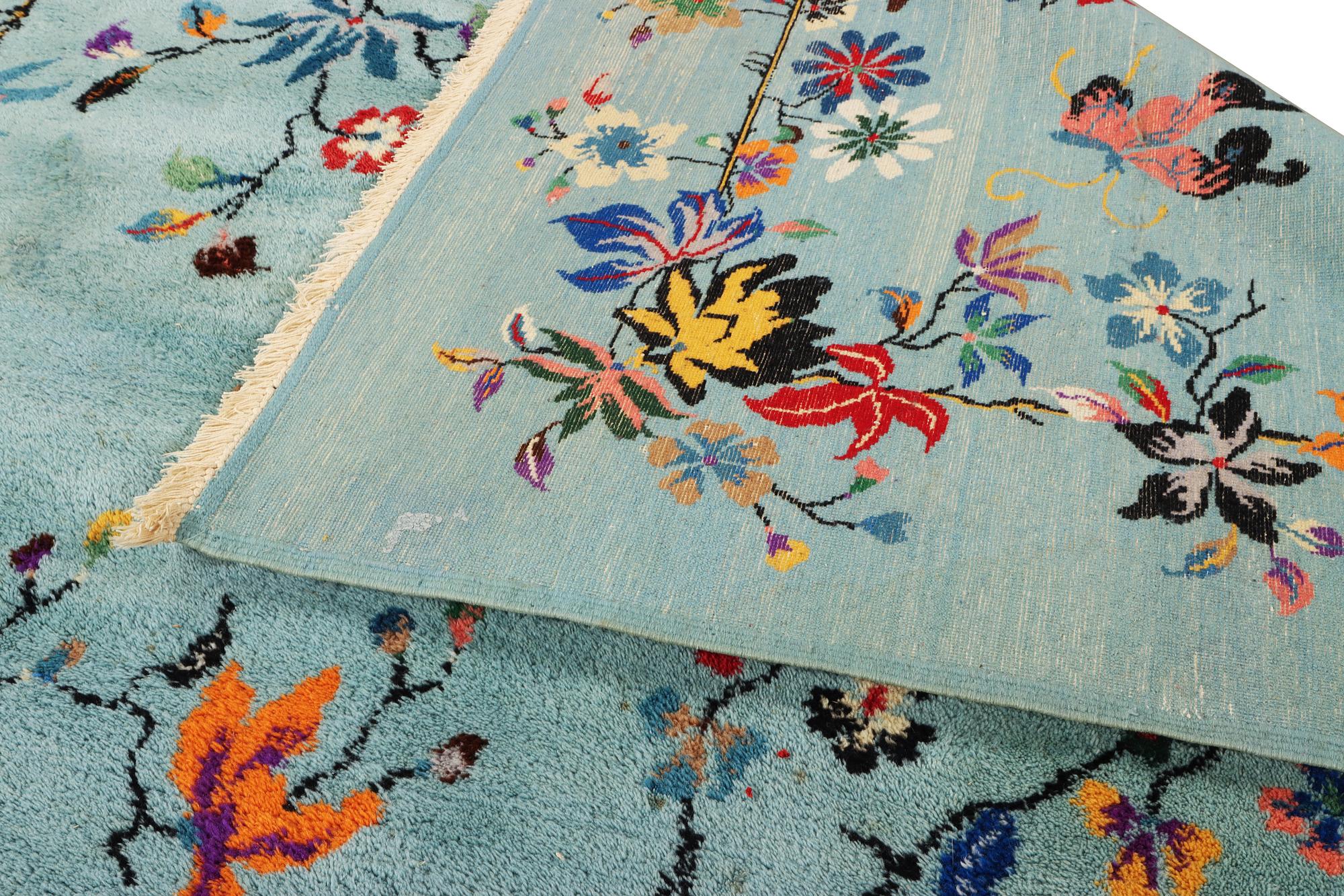 An oriental carpet, a. 370 x 261 cm.