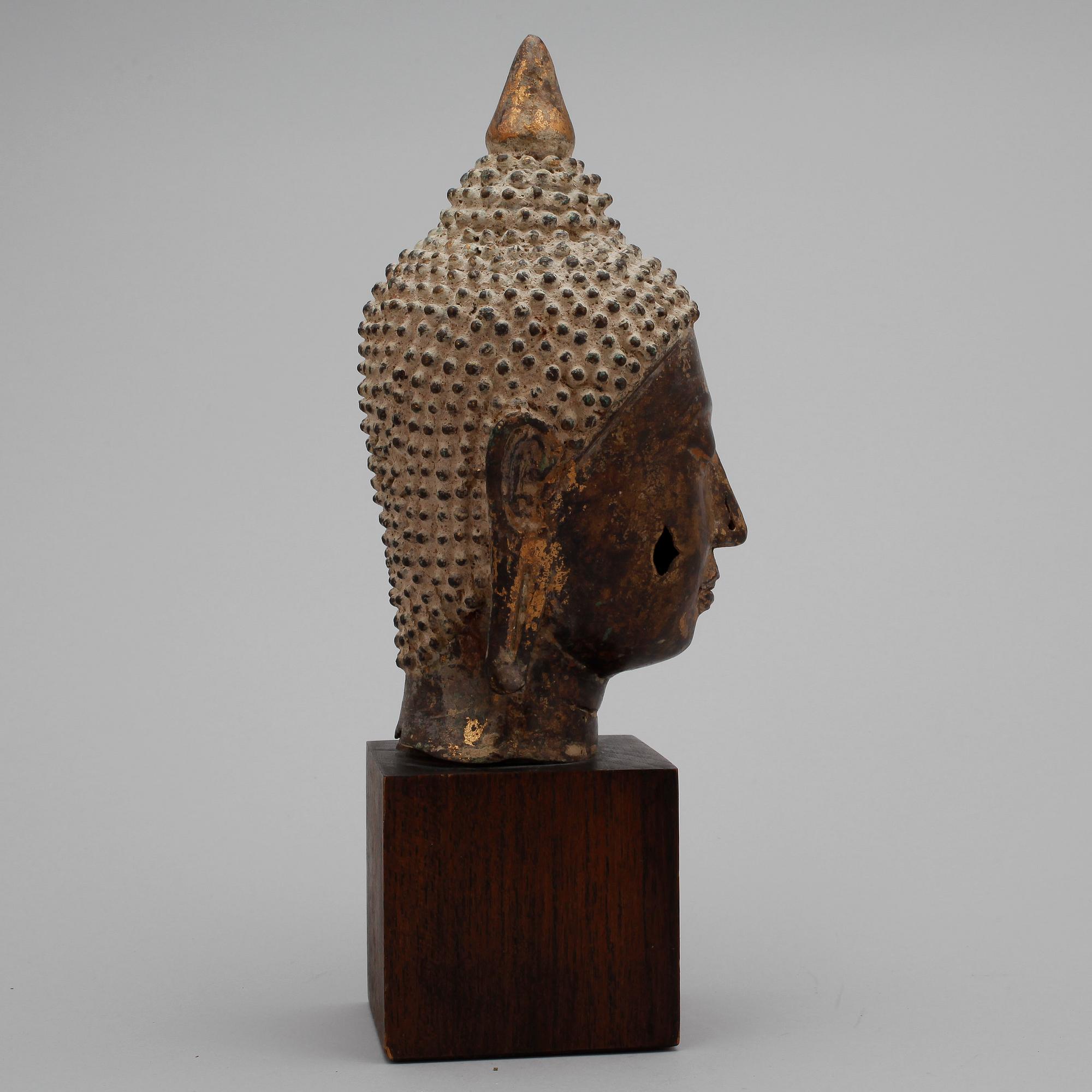 BUDDHAHUVUD, brons, sydostasien.