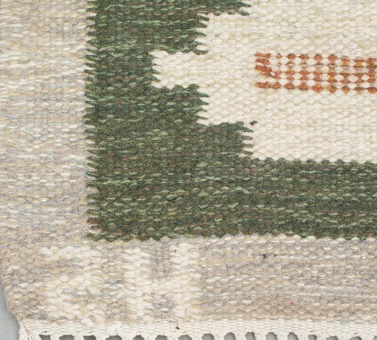 MATTA, rölakan, monogramsignerad SH (Svensk Hemslöjd). Ca 221 x 170 cm.