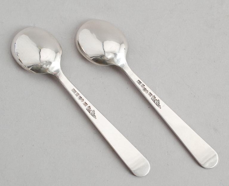 KAFFESKEDAR, 2 st, silver, Wiwen Nilsson, Lund 1974.