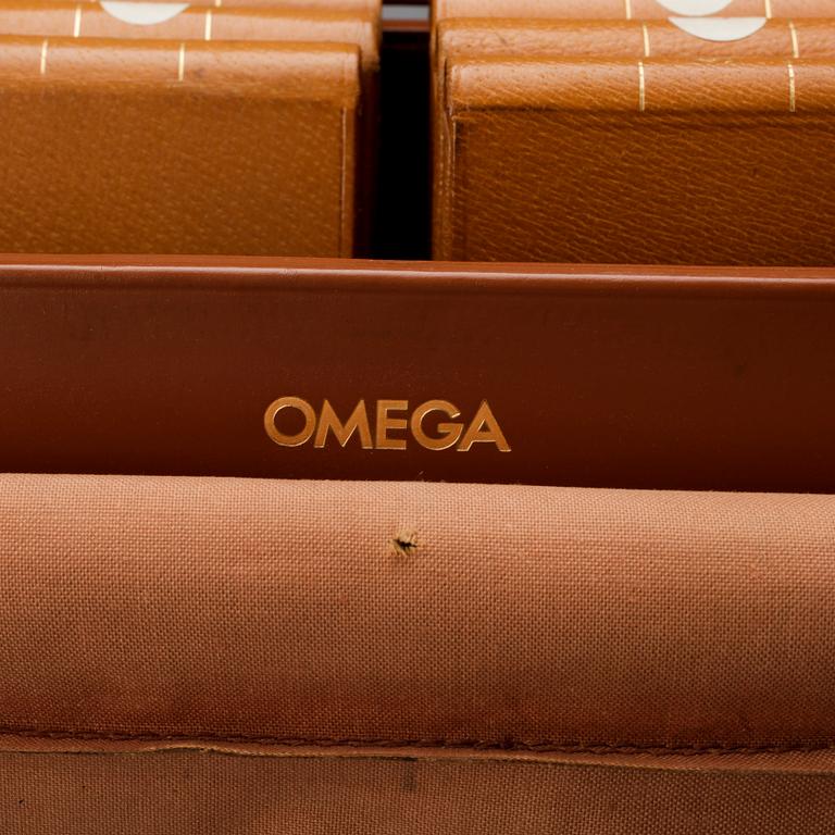 RESVÄSKA, för armbandsur, läder, Omega, 1900-talets mitt.