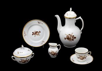 KAFFESERVIS, 27 delar, porslin, Royal Copenhagen, 1900-talets andra hälft.