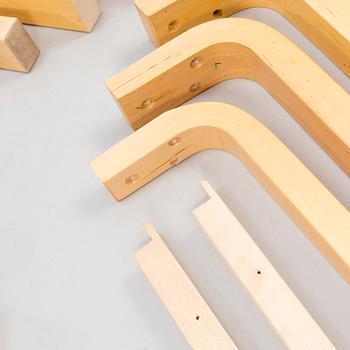 ALVAR AALTO BORDSBEN OCH EN PALLSITS. ARTEK.