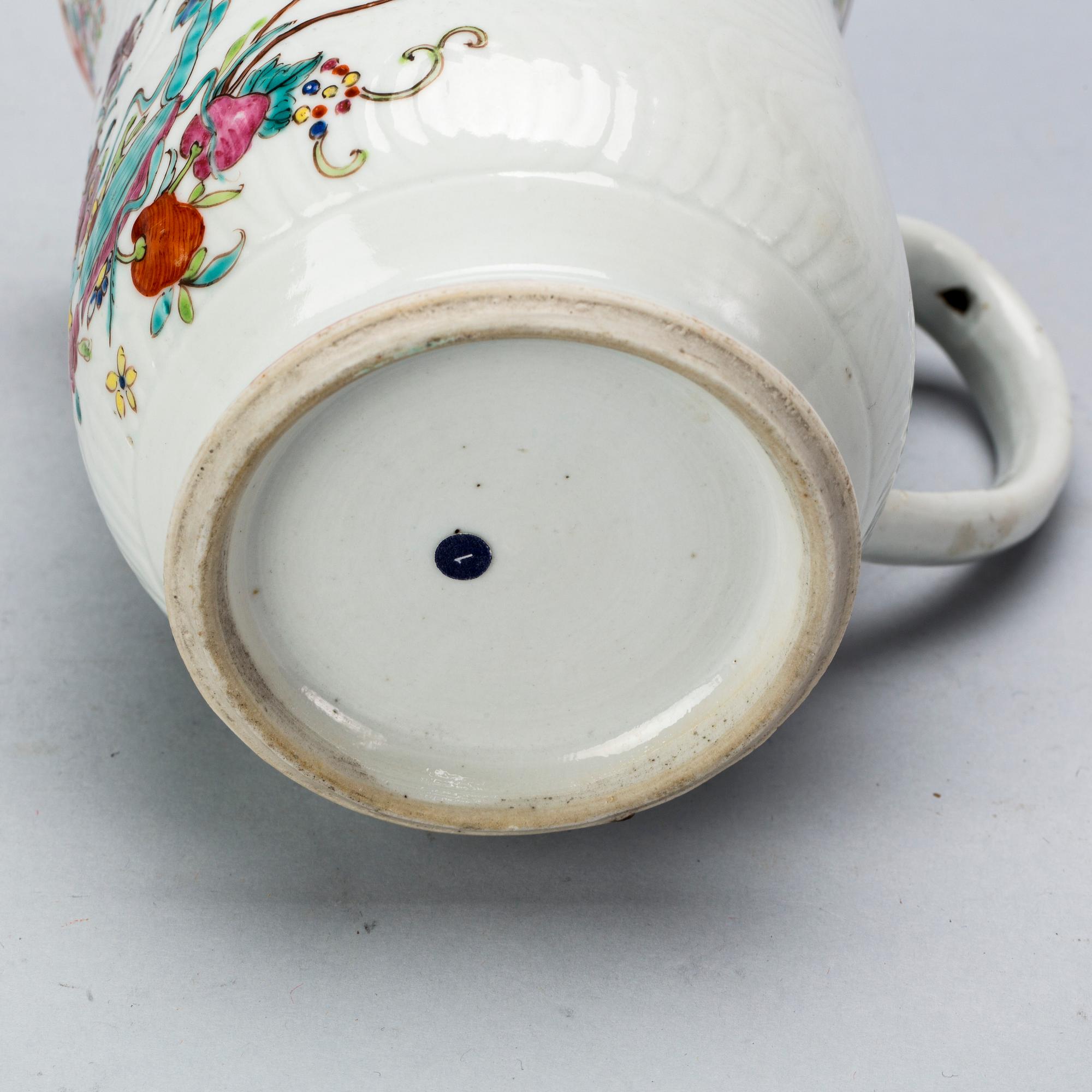 A famille rose jug, Qing dynasty, Qianlong (1736-95).