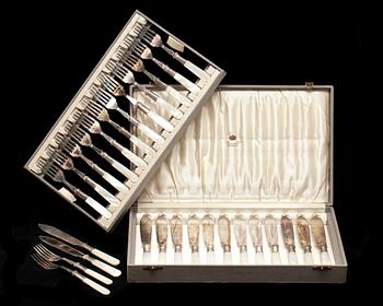 FISKBESTICK, 28 delar, nysilver.
