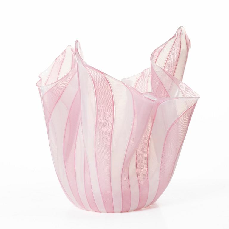 Paolo Venini & Fulvio Bianconi, a 'Fazzoletto' vase, Venini, Murano, Italy.