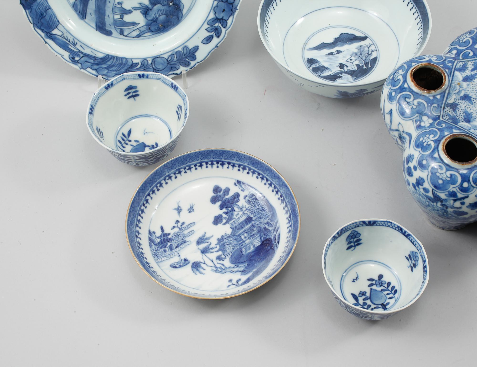PARTI PORSLIN, 8 delar, Kina, 1700-tal och 1800-tal.