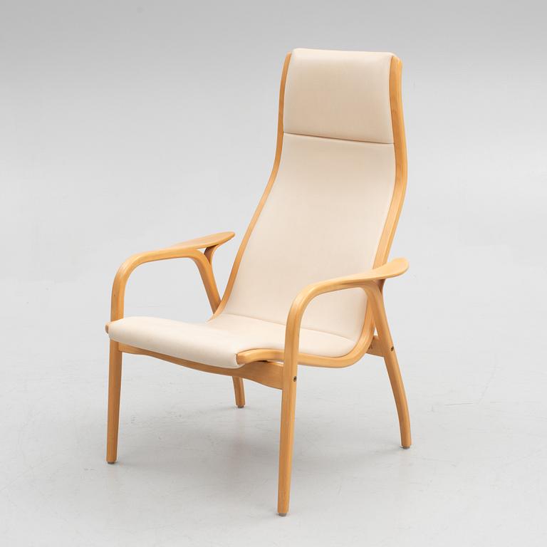 Yngve Ekström, fåtölj med fotpall, "Lamino", Swedese, tidigt 2000-tal.