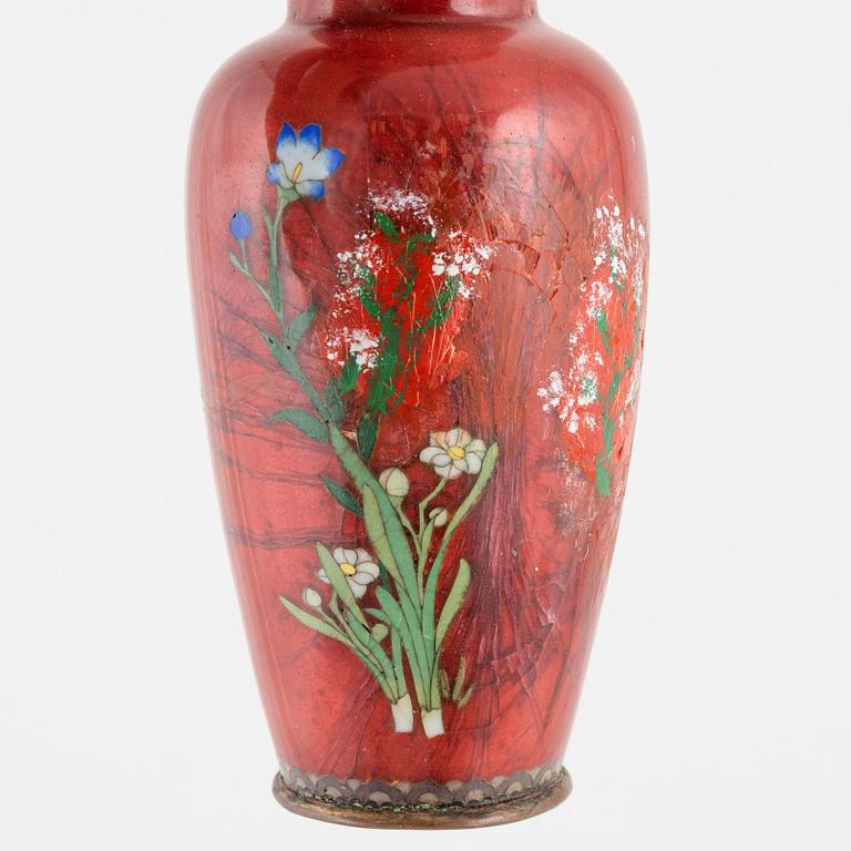 A set of nine Japanese cloisonne vases, 20th Century.