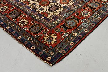 A carpet, semi-antique Veramin, ca 300 x 204 cm.