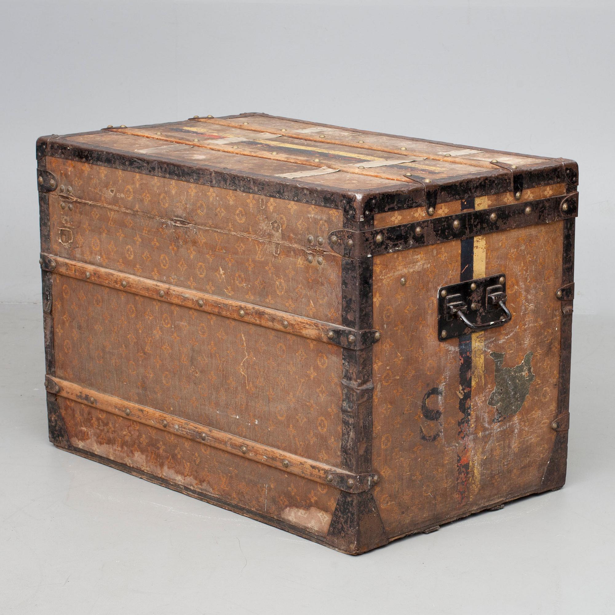 KOFFERT, Louis Vuitton, sent 1800-tal.