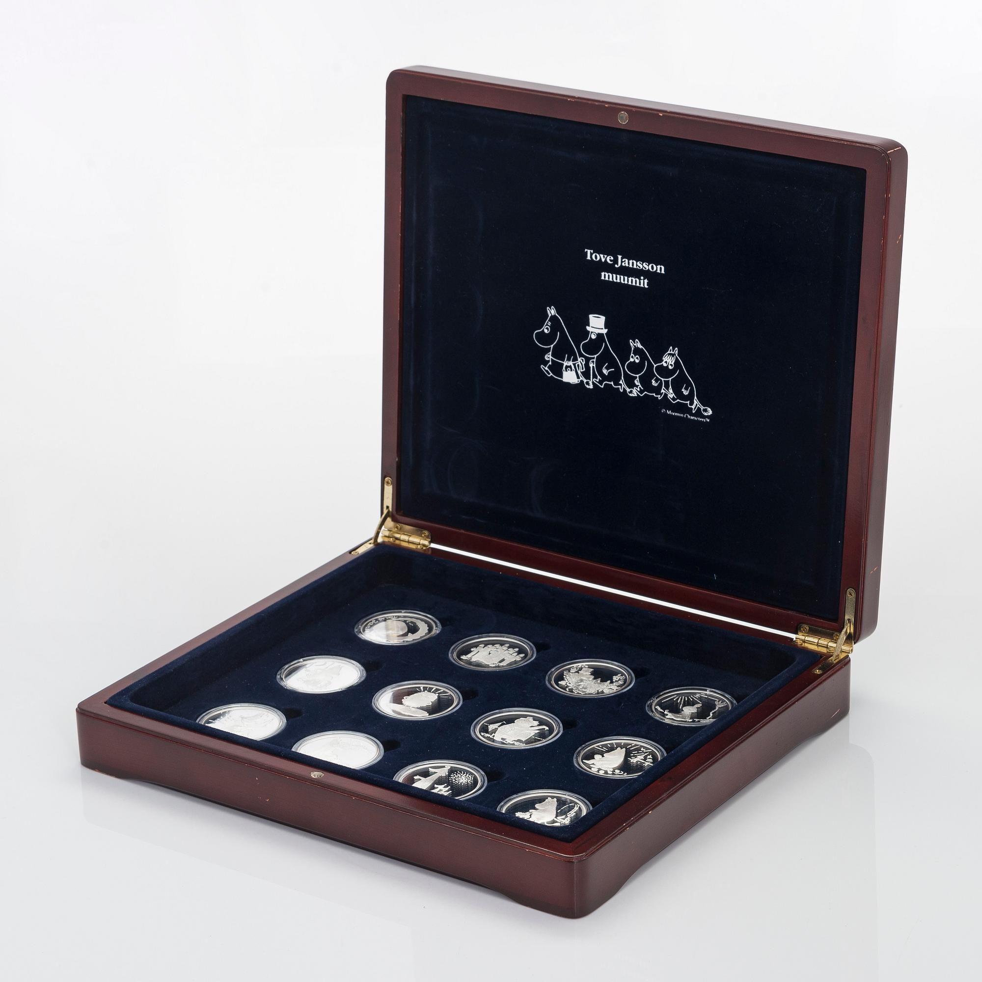 En samling minnesmedaljer, 12 st, sterling silver, Tove Jansson och Mumin, Rahapaja Oy, Finland 2004-2005.