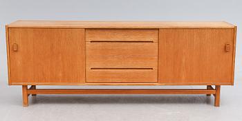 SIDEBOARD, "Arild", Nils Jonsson, Troeds, 1900-talets andra hälft.