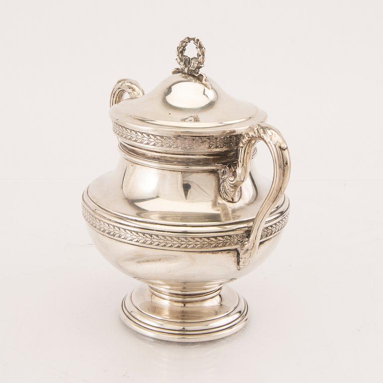 Sockerskål med lock silver 1900-talets första hälft märkt L Weber.