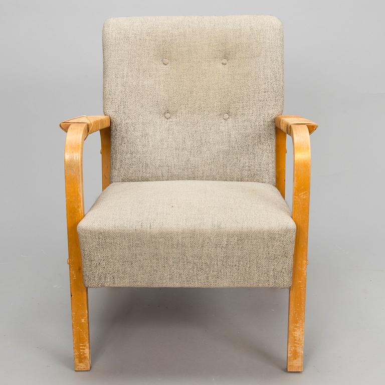 ALVAR AALTO, Open Armchair '46', Artek.