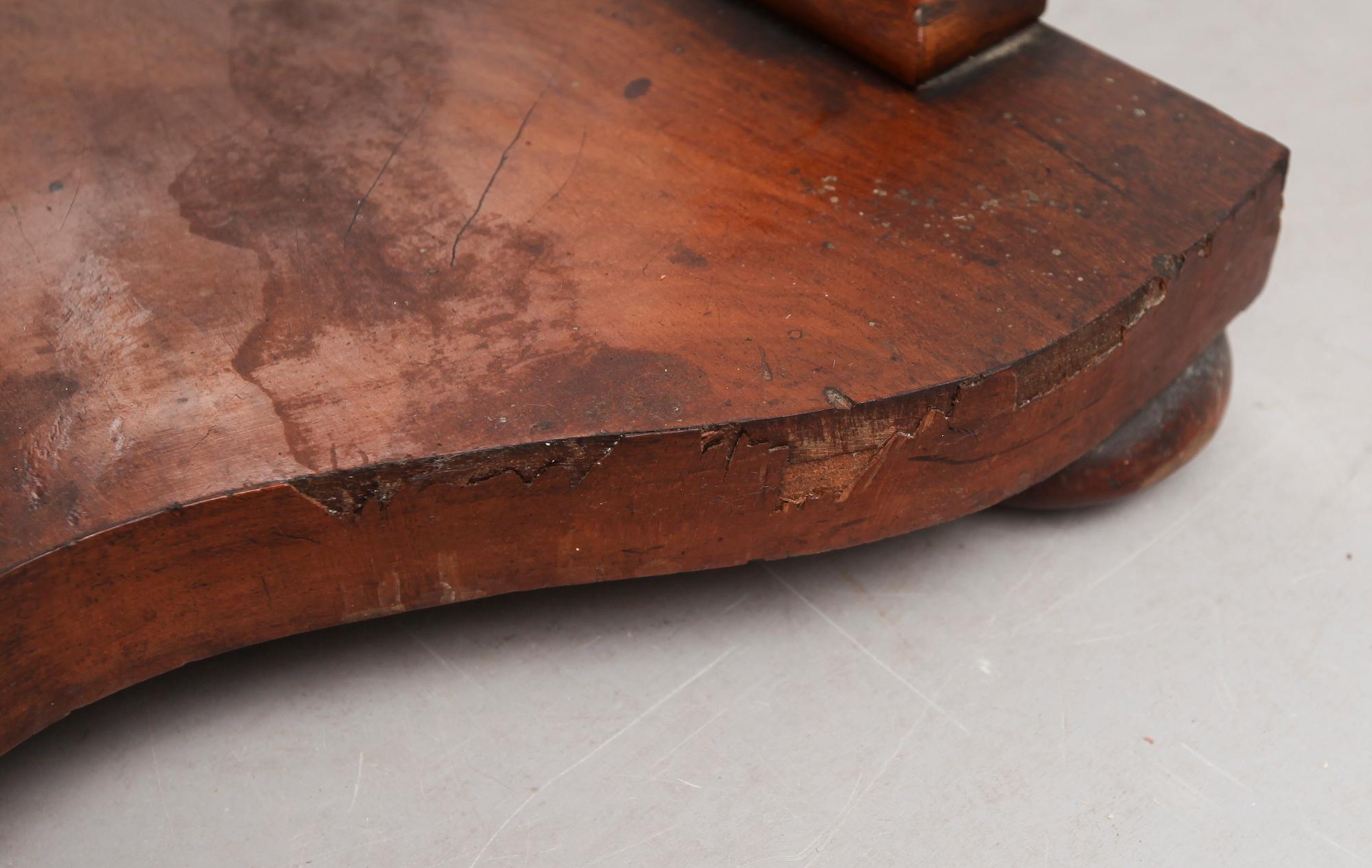 TOALETTBORD, viktorianskt, England, 1800-talets andra hälft.