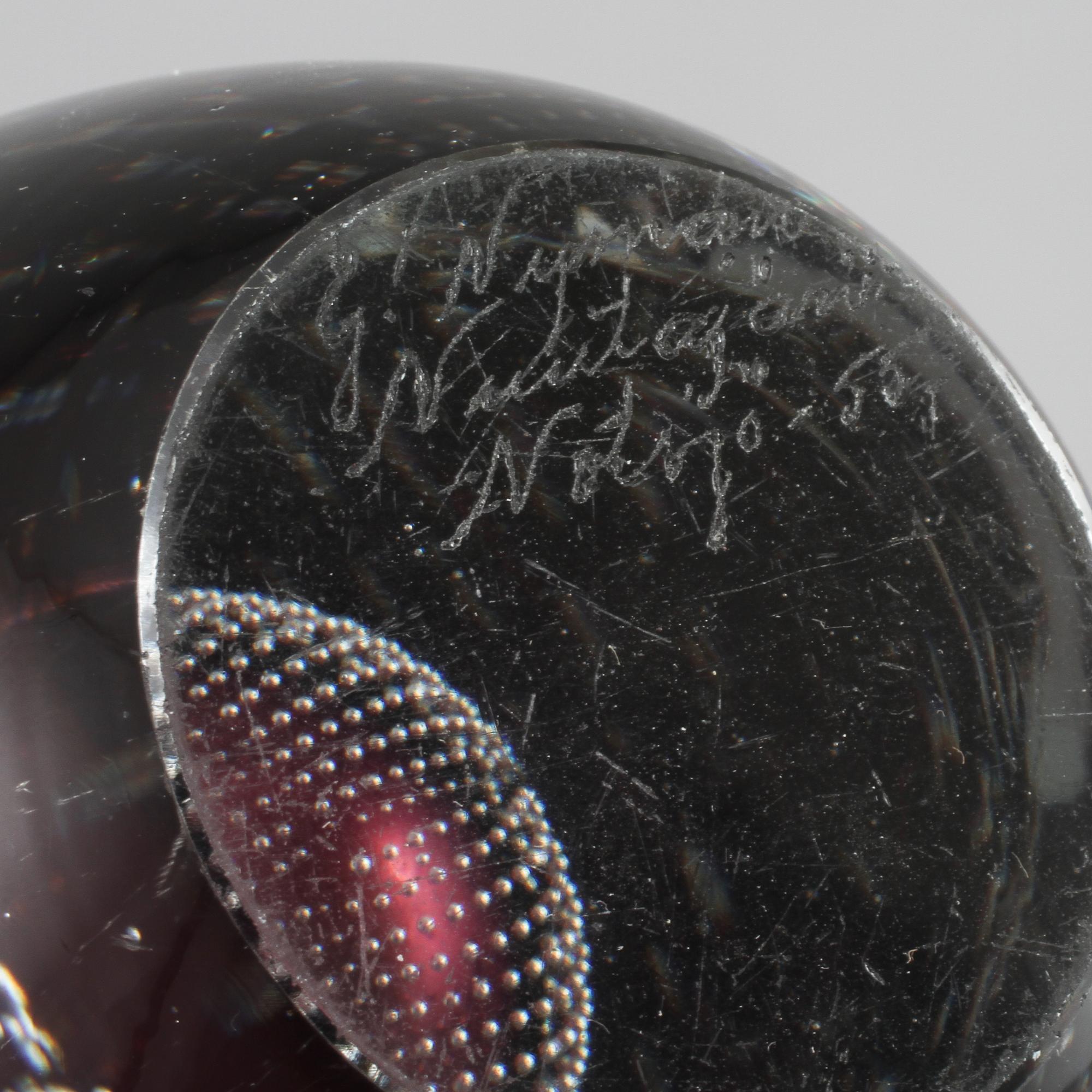 VAS, glas, Gunnel Nyman, Notsjö Nuutajärvi, Finland, signerad och daterad -55.