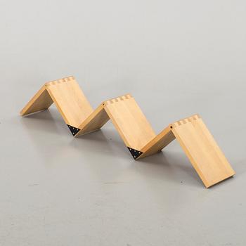 JONAS BOHLIN, vägghylla "Zink", Källemo AB Värnamo, 1900-talets senare del.