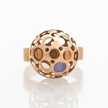 Liisa Vitali,  a 14K gold 'Leppäkerttu' (Ladybird) ring, Westerback, Helsinki 1973.