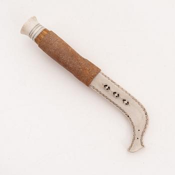 A reindeer horn knife by Lars Olof Parfa, signed and dated 1971.