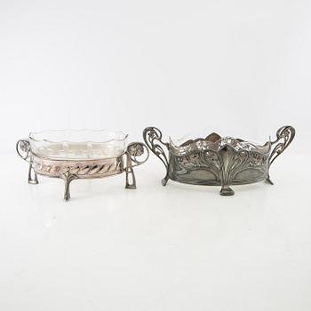 Jardinières 2 pcs Wurtembergische Metalwaren fabrik and GAB Art Nouveau early 20th century silver-plated Britannia metal.