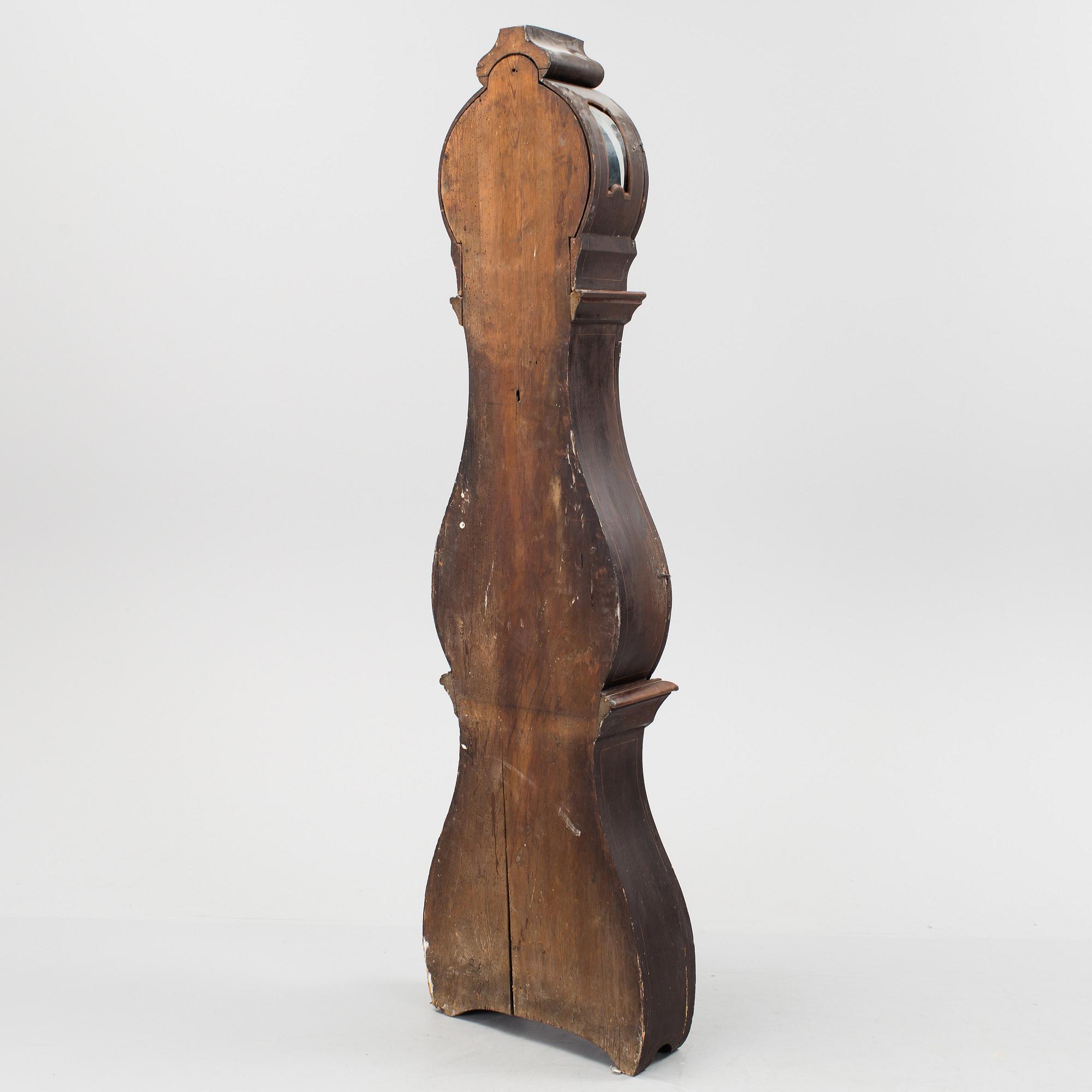 A LATE 18TH CENTURY LONG CASE CLOCK BY CARL FREDRIK FRÉN.