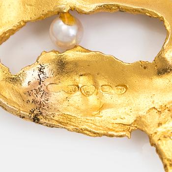 Helky Juvonen, hänge, 14K guld, odlad pärla, Westerback, Helsinfors 1972.