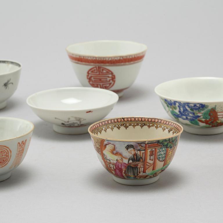 Nine Chinese porcelain cups, 18/20th Century.