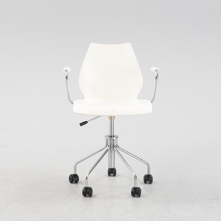 Vico Magistretti, kontorsstol, "Maui", Kartell, Italien.