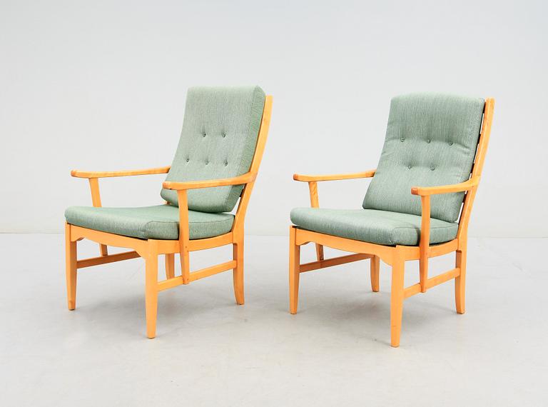 FÅTÖLJER, ett par, "Ulfåsa", Carl Malmsten, 1900-talets andra hälft.