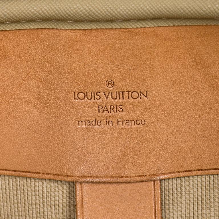 Louis Vuitton, matkalaukku, "Sirius 70".