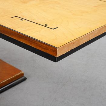 Otto Wretling, an 'Idealbordet' mahogany and birch table, Umeå, 1930's.
