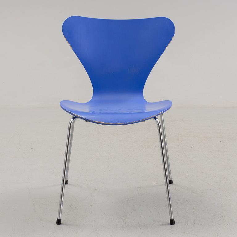 ARNE JACOBSEN, STOLAR, 4 st, "Sjuan", märkta, Fritz Hansen, Danmark, 1980-tal.