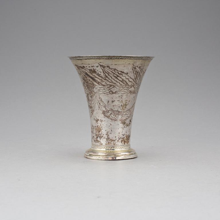 BÄGARE, silver, otydliga stämplar, Sverige 1827. Vikt ca 98 gram.