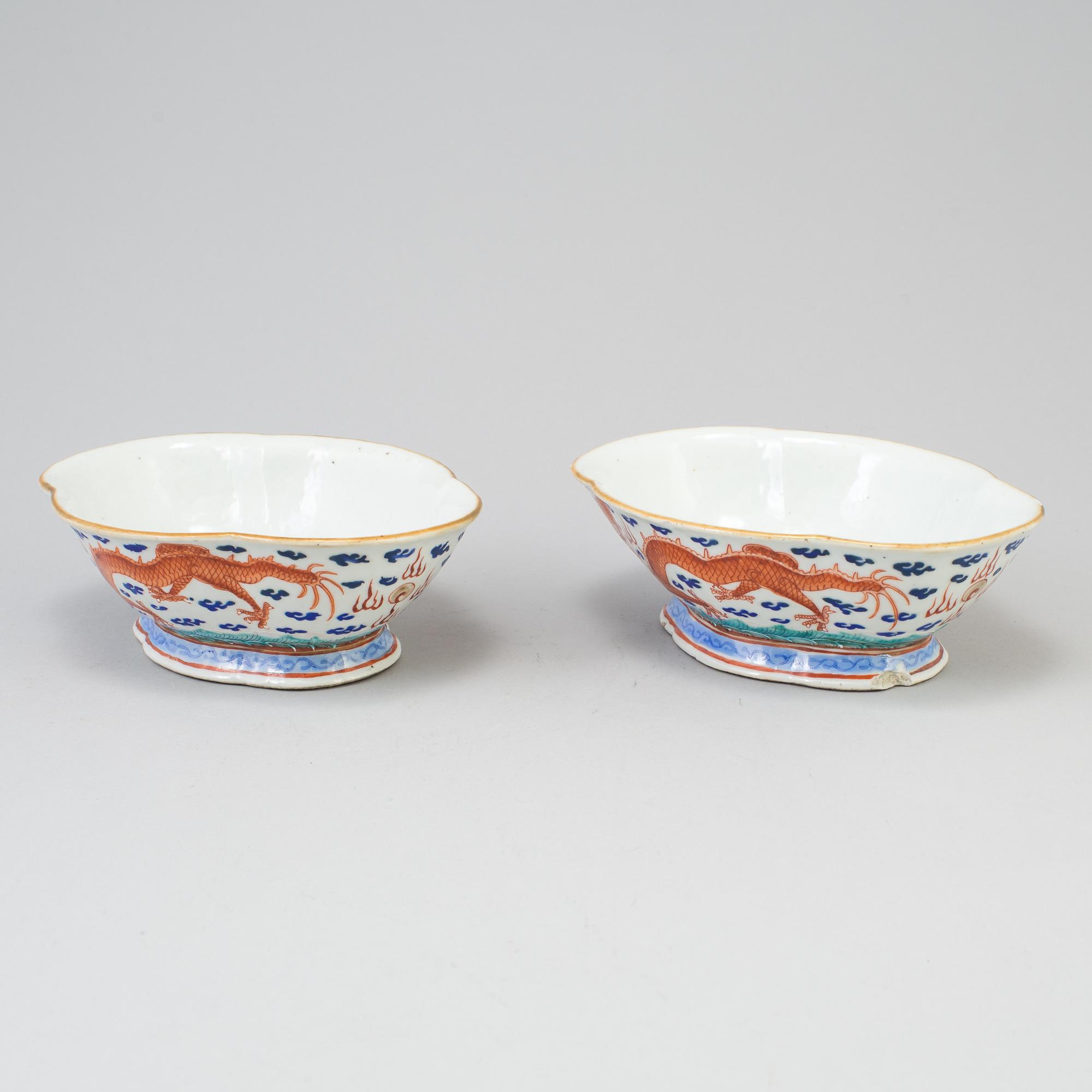 Two chinese famille rose footed dishes. Qing dynasty, Tongzhi mark and period (1862-1874).