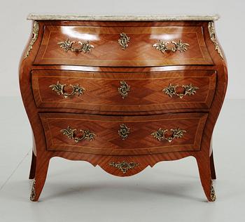 BYRÅ, rokokostil, 1900-tal.