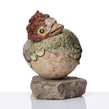 Tyra Lundgren, a stoneware sculpture of a bird, own workshop 1979.